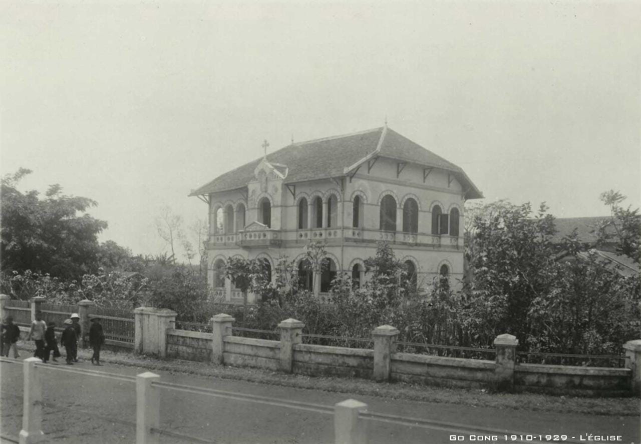 1748207981 159749 13476480 n07 37611330041 go cong 1910 1929 leglise nha tho 1 Vài tấm ảnh Gò Công Xưa
